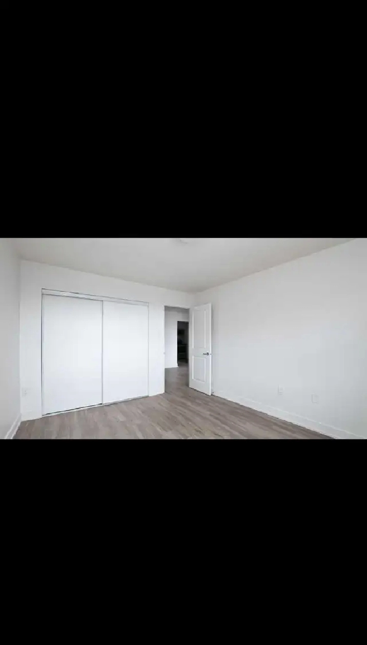 Room Available November 1 (Female Only)