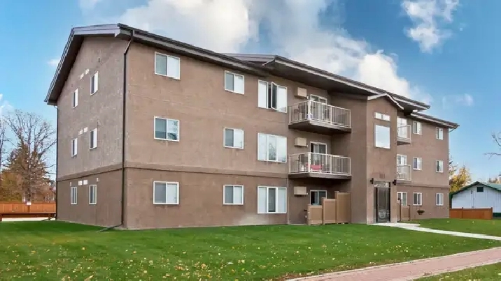Pine Place - 3 Bed - Franklin D - Oakbank