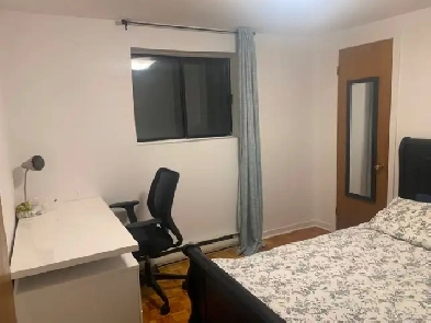 Chambre à louer seulement pour le mois de novembre 500$.
